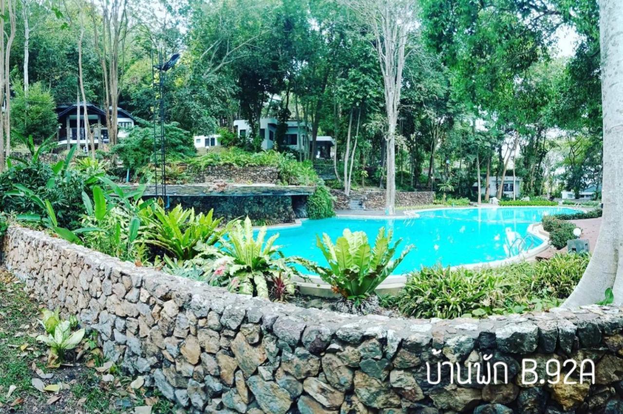 Baan Rug Nam Sai Villa Thang Kwian Buitenkant foto